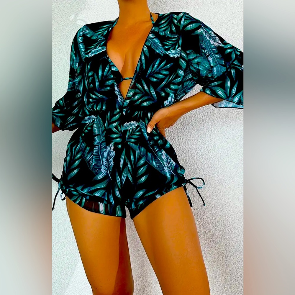 WOMANS THREE PIECE SWIM SUIT AND COVER GREEN AND BLACK